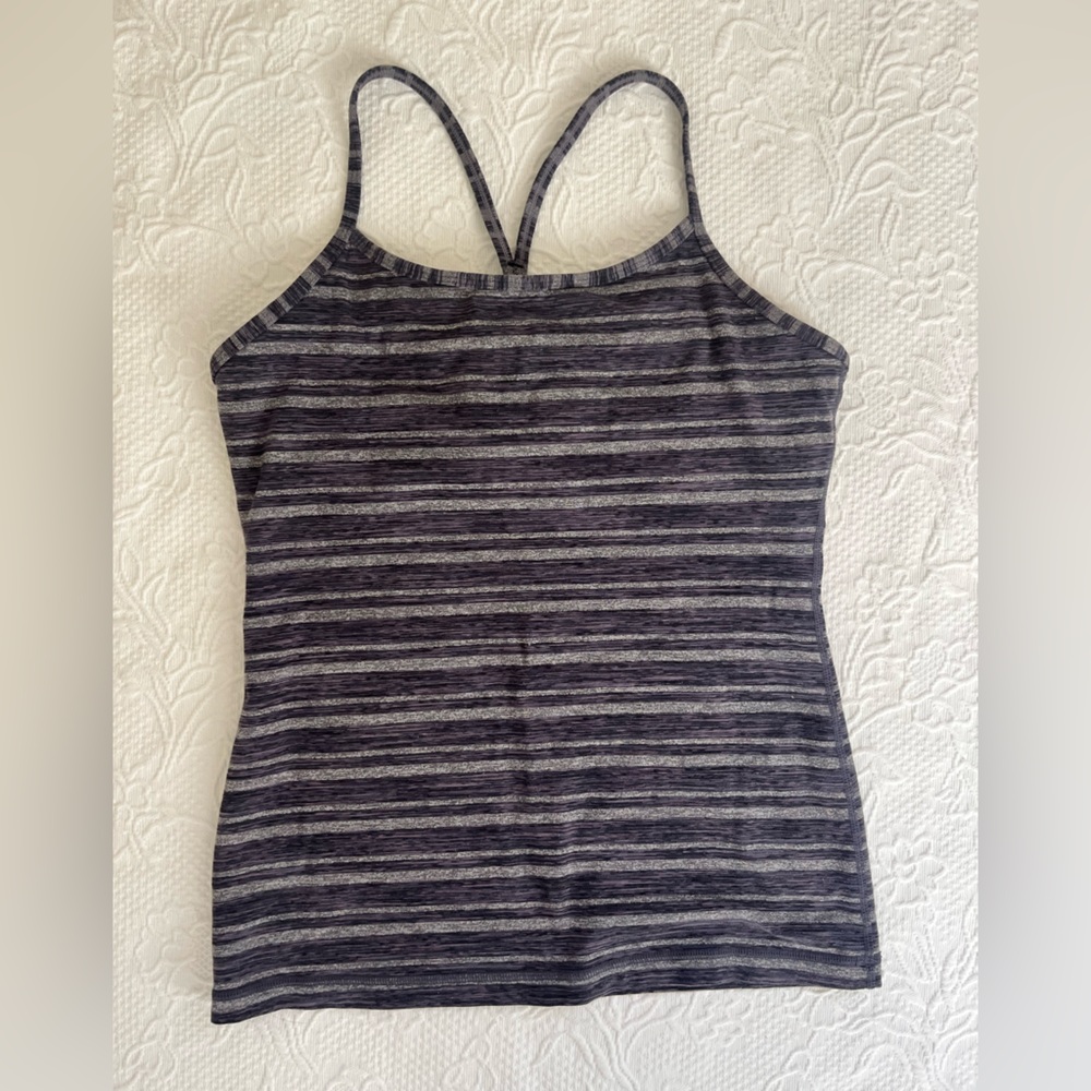 Lululemon Power Y tank top shelf bra size 8 purple white gray